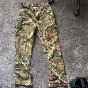 Realtree camo cargo pants